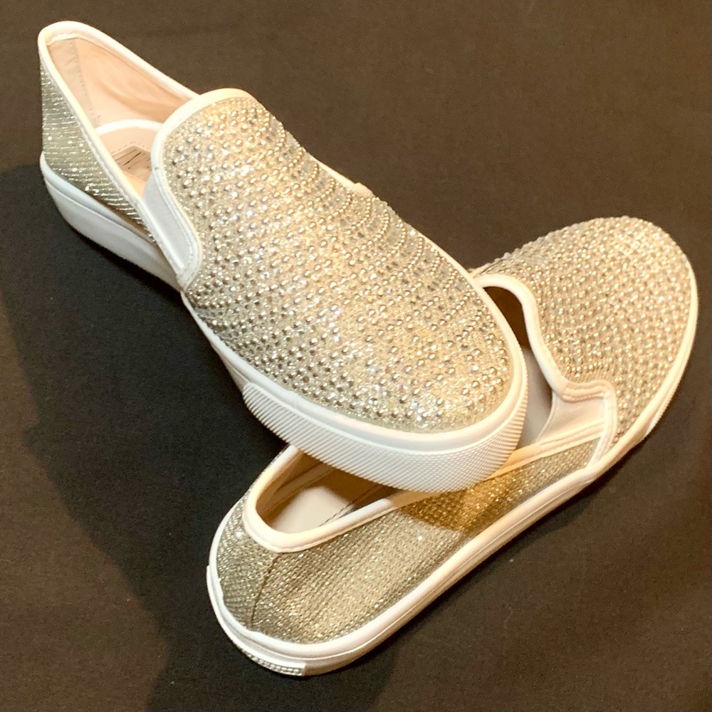 NWOT INC International Concepts Shoes W/ Crystals!